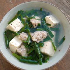 Tofu and Chinese Chives Soup Recipe