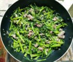 Stir Fried Water Spinach Recipe - Rau muống xào thịt bò