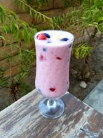 Strawberry Blueberry Banana Oatmeal Smoothie Recipe