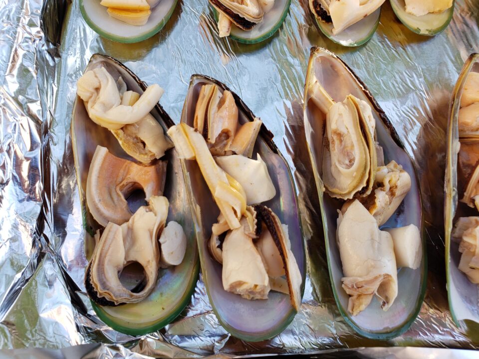 Japanese Baked Mussels - Eat With Emily