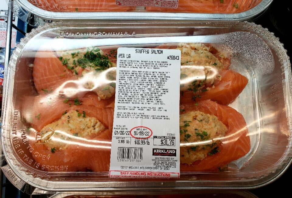 calories in costco stuffed salmon